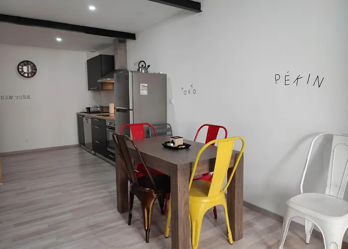 بيت للعطل Le Gabin Moderne Loft قرقشونه