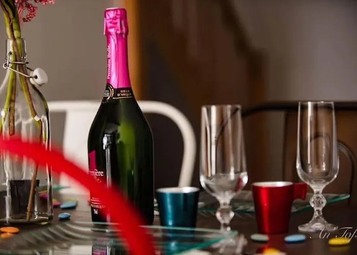 Le Gabin Moderne Loft بيت للعطل قرقشونه